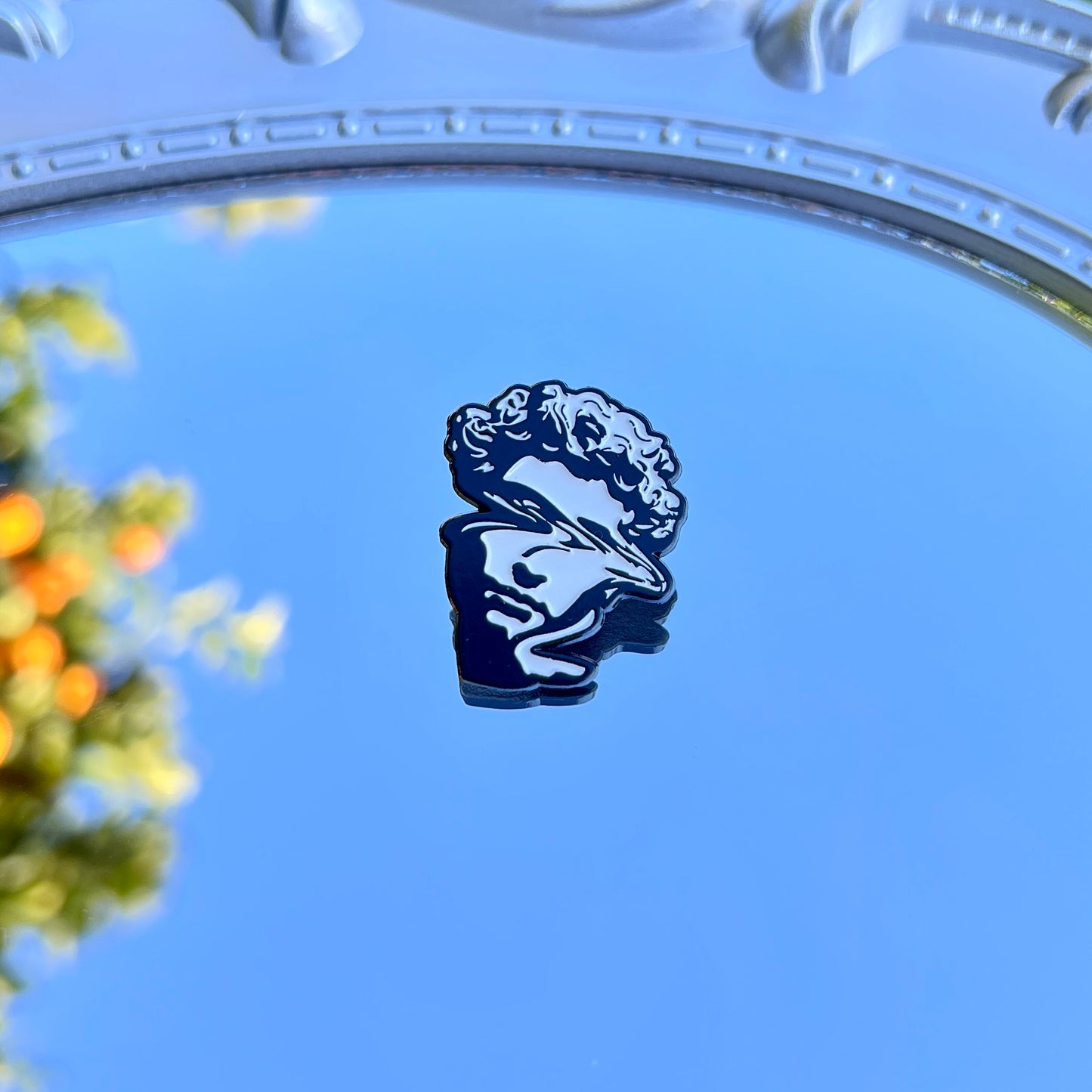 Celebrity Statue Arts